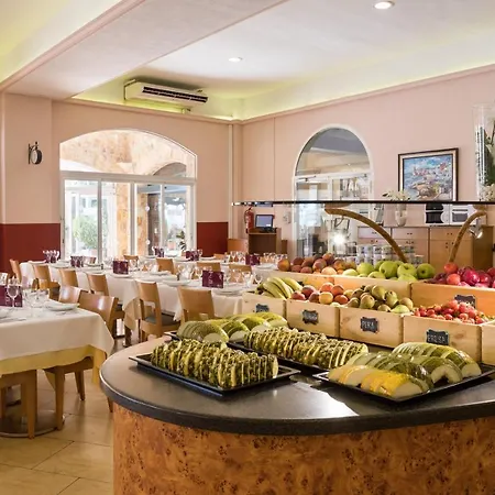 Otel Htop Caleta Palace #htopbliss Platja d'Aro